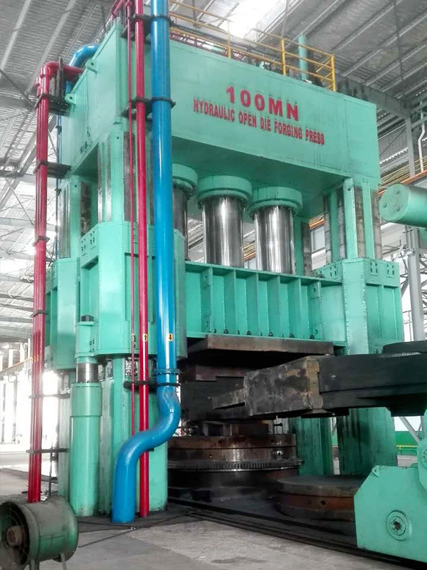 8000T鍛(duàn)造液壓(ya)機-江陰(yīn)振宏