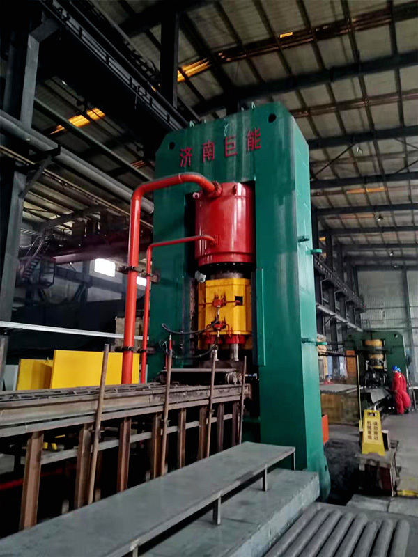 1250T剪切(qie)液壓機-撫順(shun)特鋼